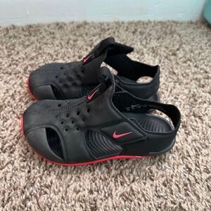 9C girls nike sandle